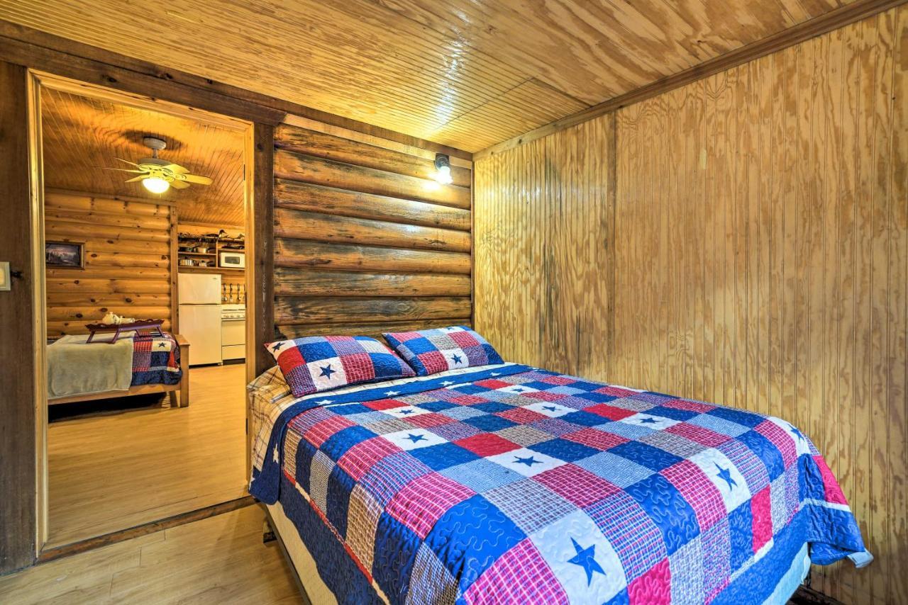 Cozy Davis Cabin With Deck - Nestled By Honey Creek! Exterior photo